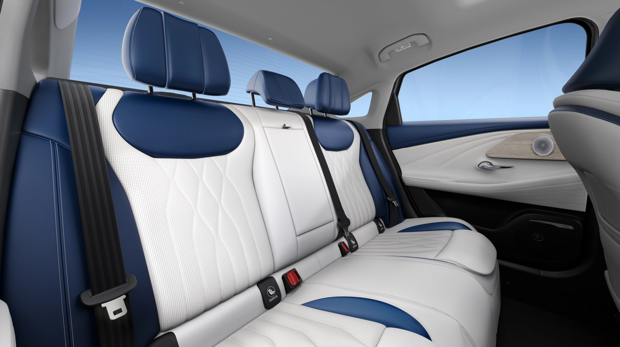 M1E Rear seat space20221128